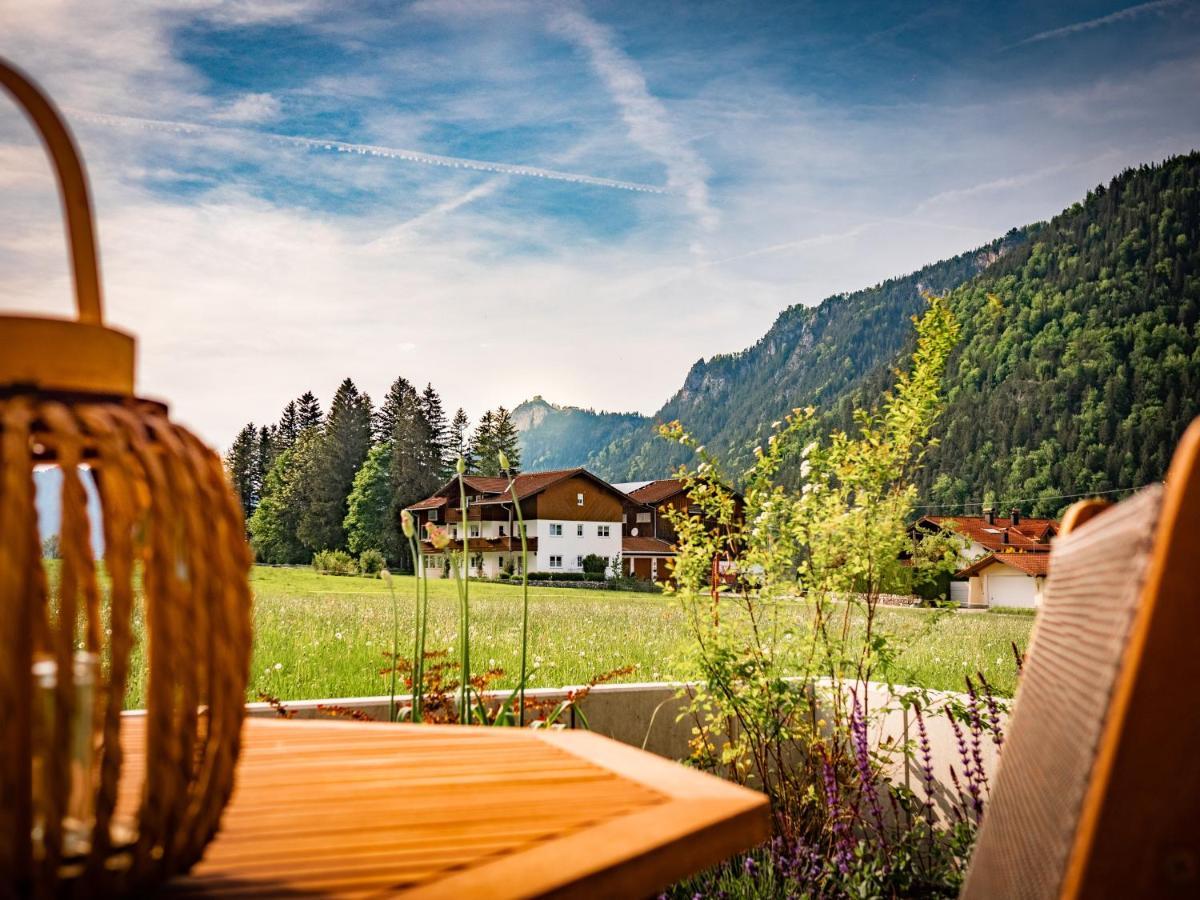 Alpenchalet Vils Tirol Exterior photo